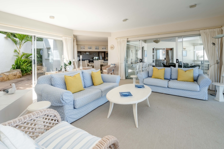 5 Bedroom Property for Sale in Signal Hill Western Cape